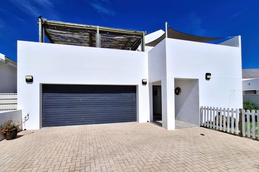 3 Bedroom Property for Sale in Sandy Point Western Cape